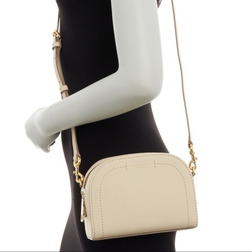 SOLD Marc Jacobs cream playback crossbody bag - Picture 2 of 9